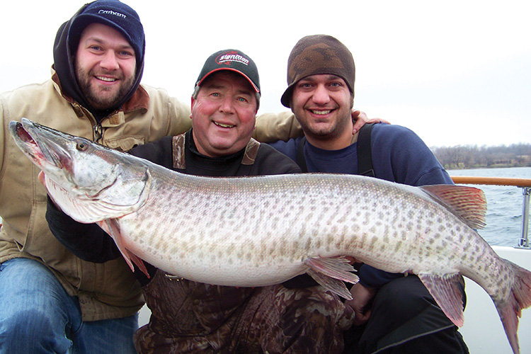 1,000 Islands: The Giant Muskie Factory - In-Fisherman