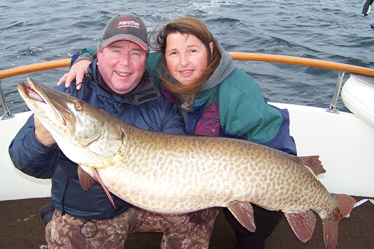 K2 Coolers Help Marine Research Team - Ice Shelters, Muskie Fishing, Hydraulic Steering